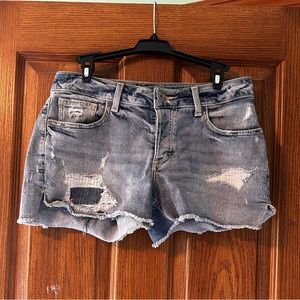 Low waisted jean shorts